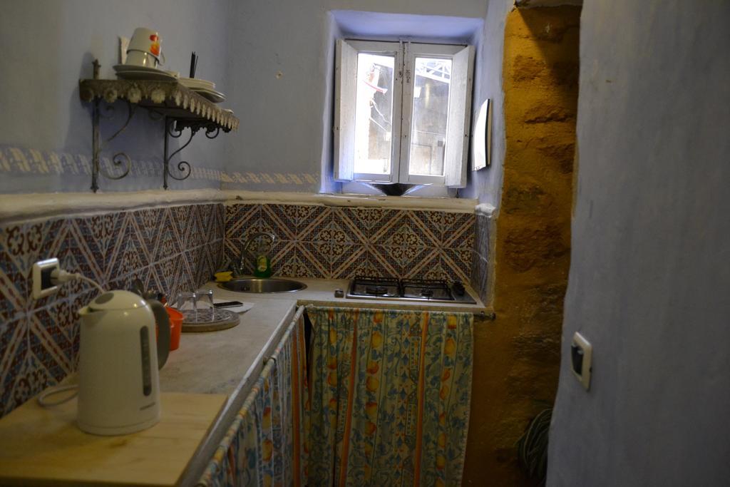 Bed and Breakfast Le Stanze Dello Scirocco Sicily Luxury Agrigento Habitación foto