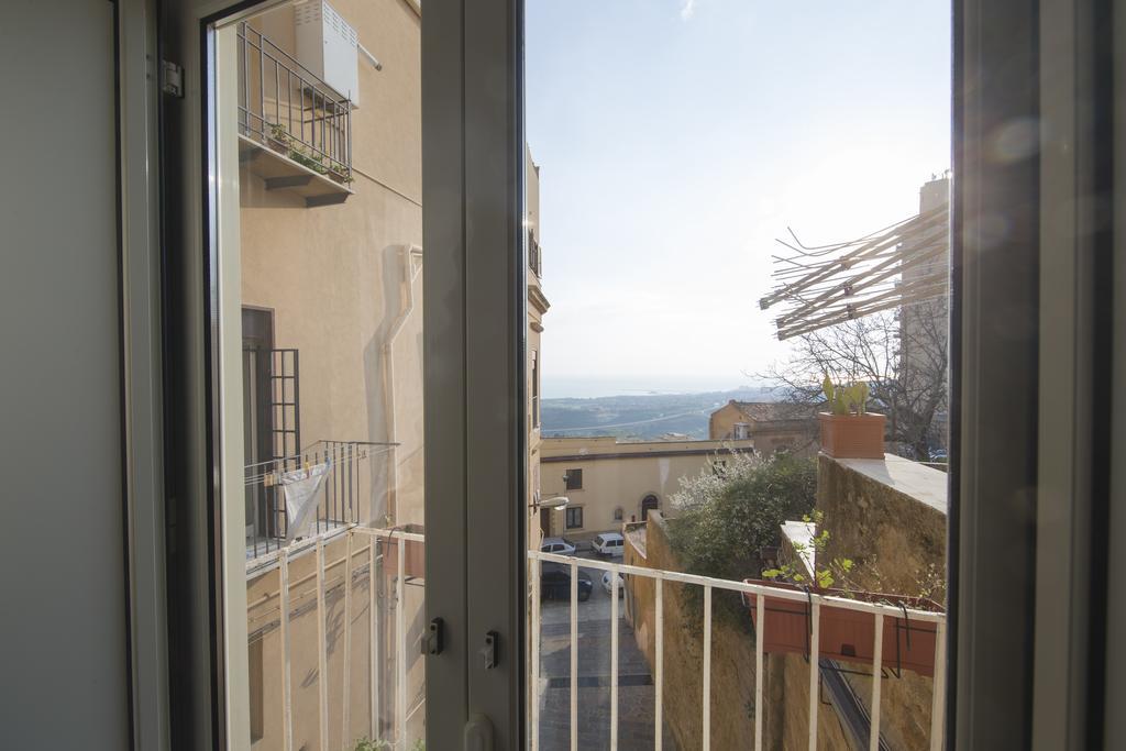 Bed and Breakfast Le Stanze Dello Scirocco Sicily Luxury Agrigento Exterior foto